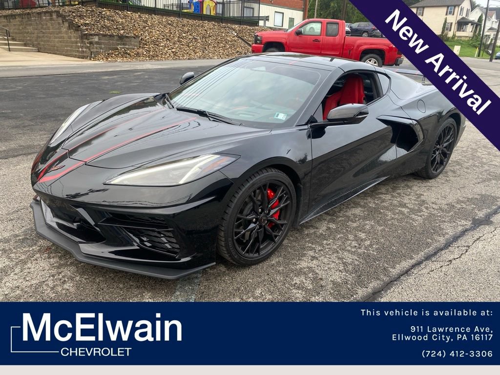 Used 2026 Chevrolet Corvette Stingray Preferred Cpe w/ Z51 Performance Package RWD image 1