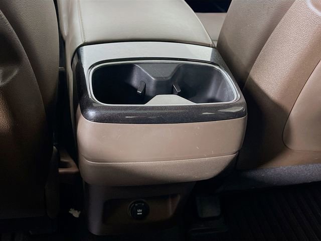 Used 2022 Kia Telluride SX w/ Towing Package FWD image 28