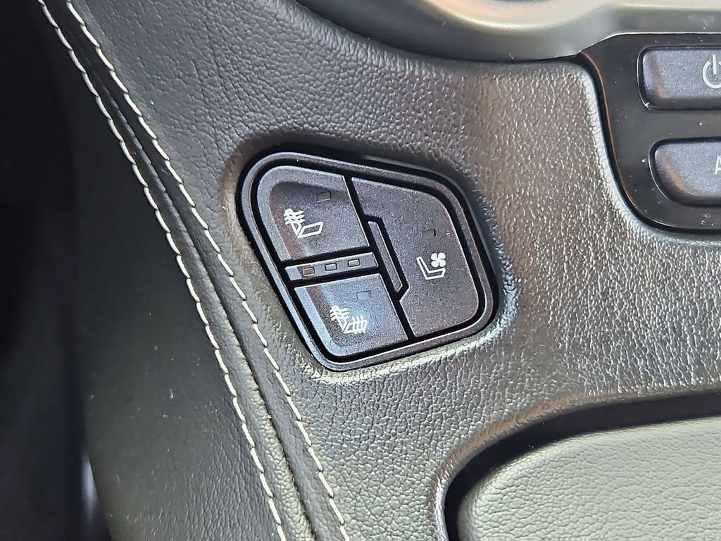 Used 2017 Chevrolet Tahoe Premier AWD/4WD image 22