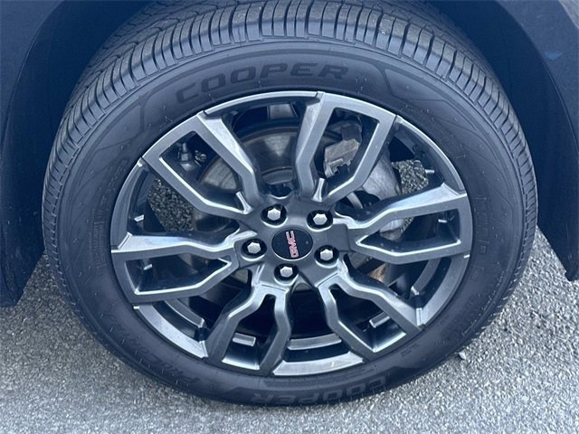 Used 2023 GMC Terrain Denali w/ Black Diamond Edition image 31