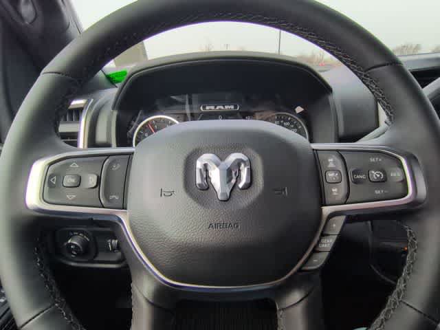 New 2026 RAM 2500 Big Horn AWD/4WD image 23
