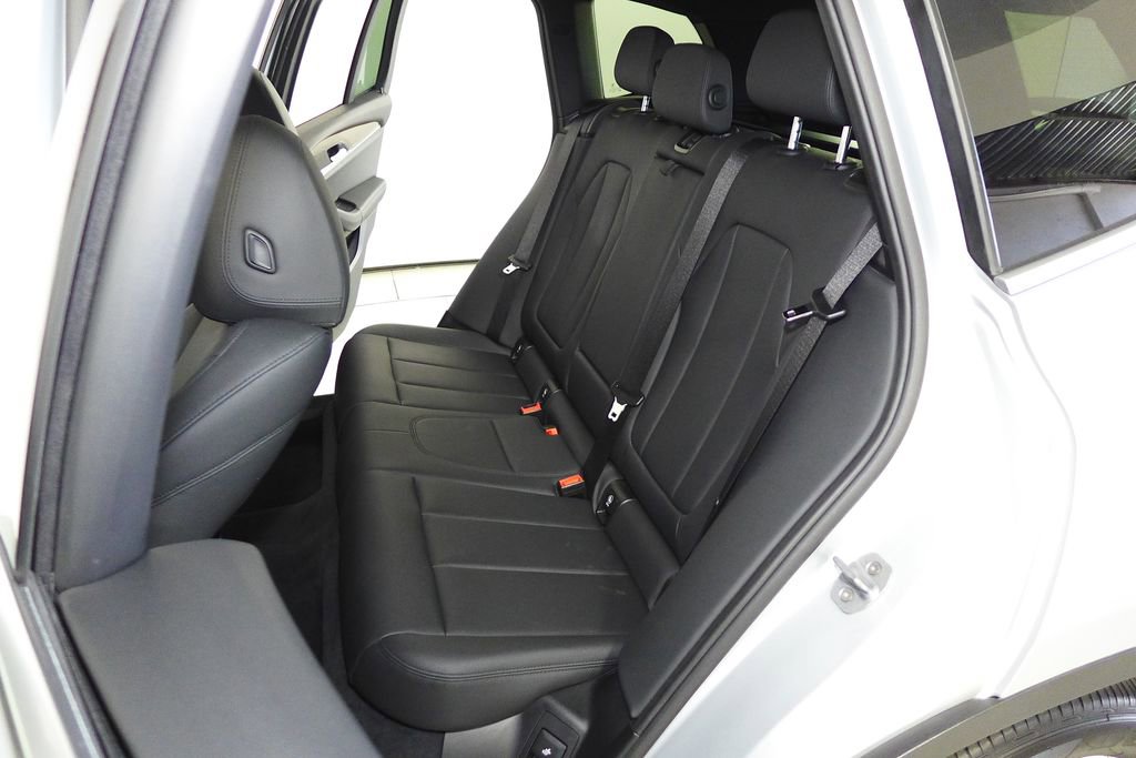 Used 2019 BMW X3 sDrive30i w/ Convenience Package RWD image 22