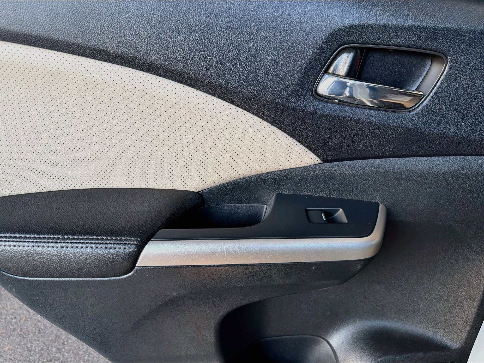 Used 2015 Honda CR-V EX-L image 26