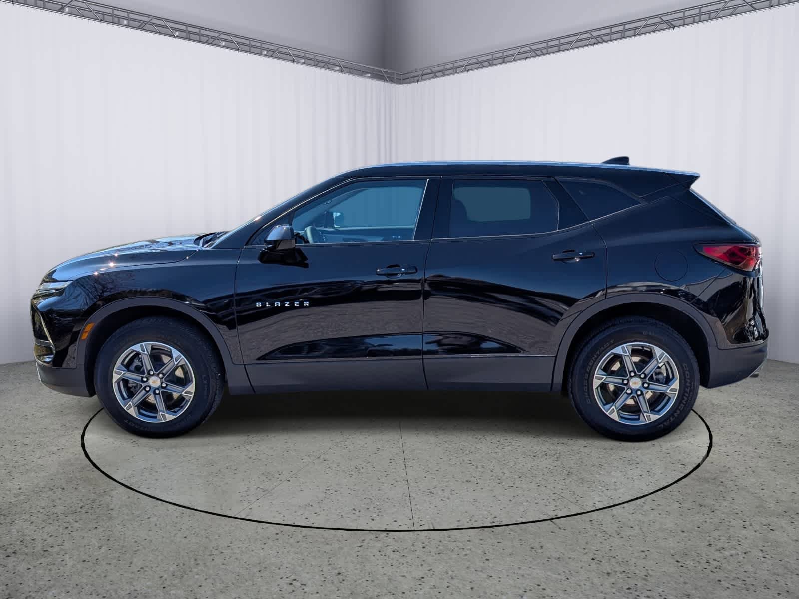 Certified 2023 Chevrolet Blazer LT AWD/4WD image 5
