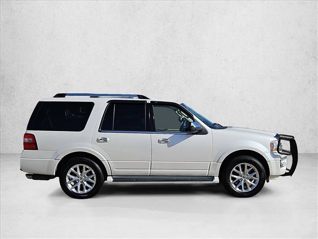 Used 2017 Ford Expedition Limited RWD image 4