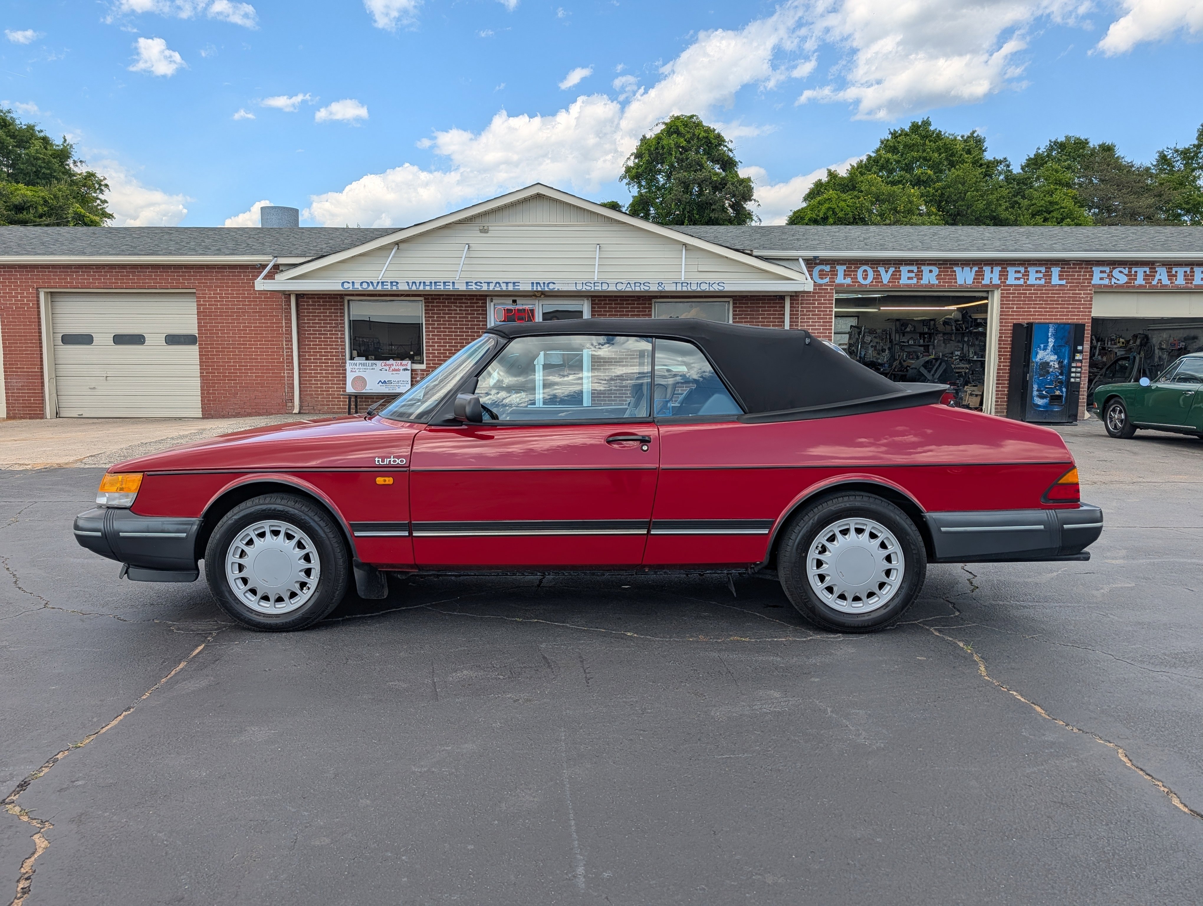 Used 1990 Saab 900 Turbo image 16