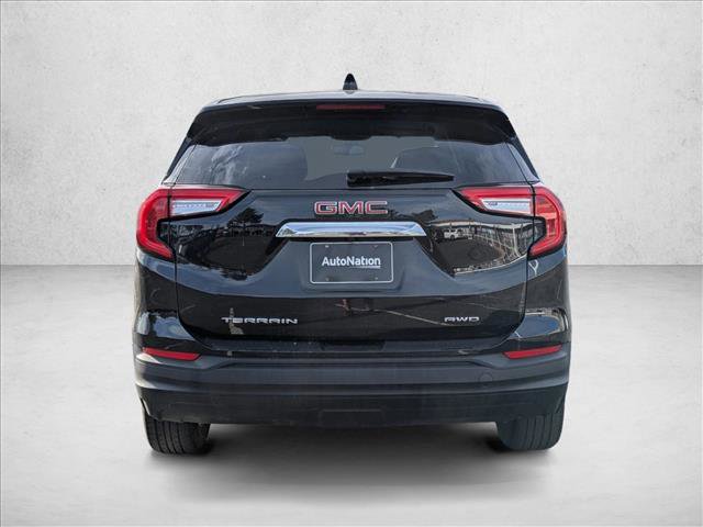 Used 2024 GMC Terrain SLE image 6