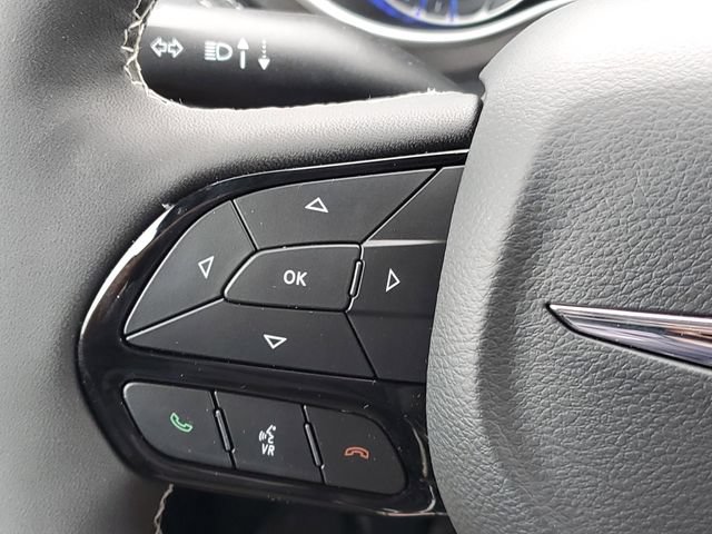 New 2026 Chrysler Pacifica Select w/ S Appearance Package FWD image 22