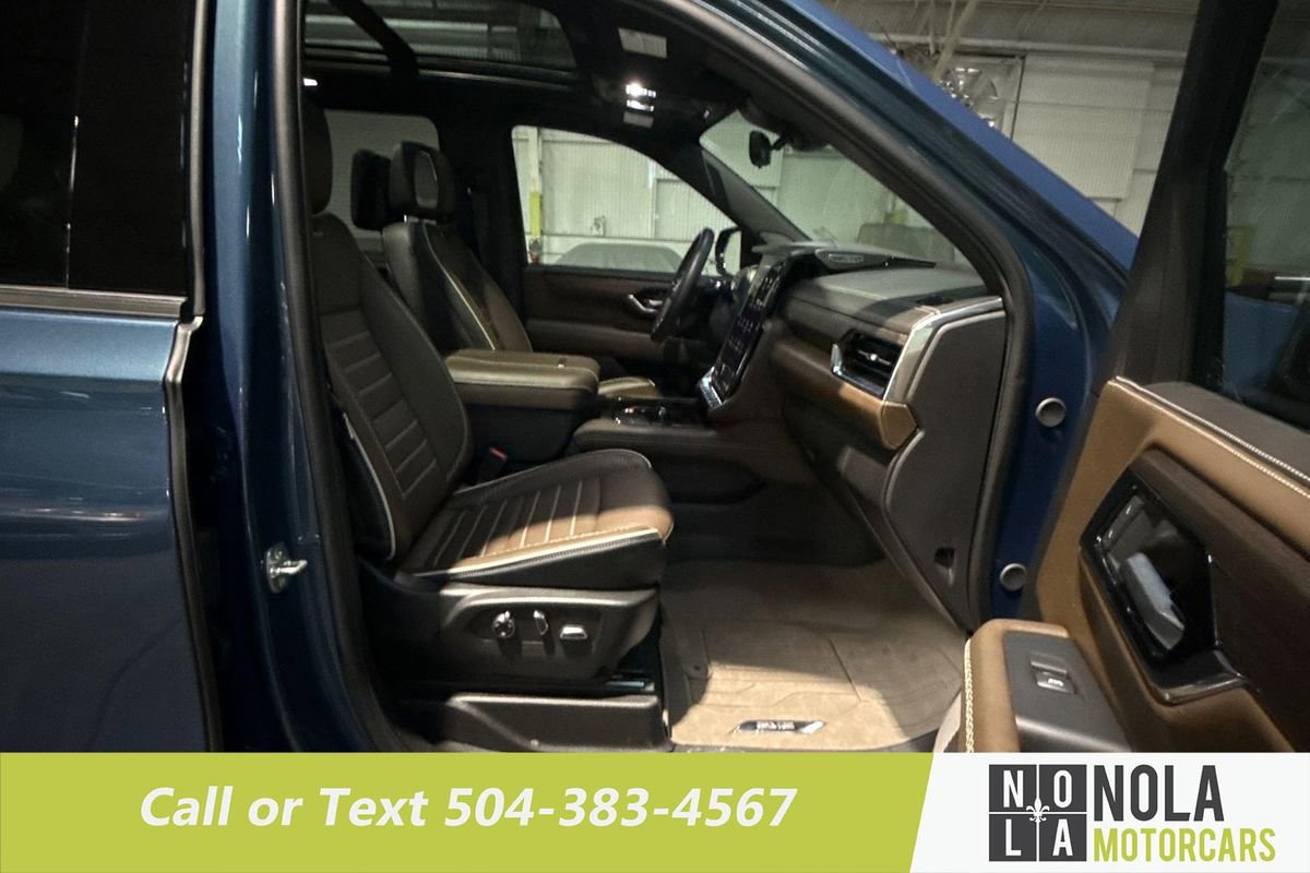 Used 2025 GMC Yukon XL Denali Ultimate w/ LPO, Floor Liner Package image 28