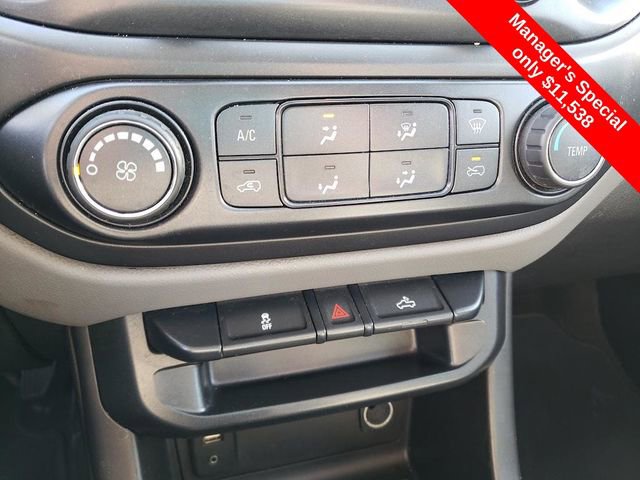 Used 2015 Chevrolet Colorado W/T image 18