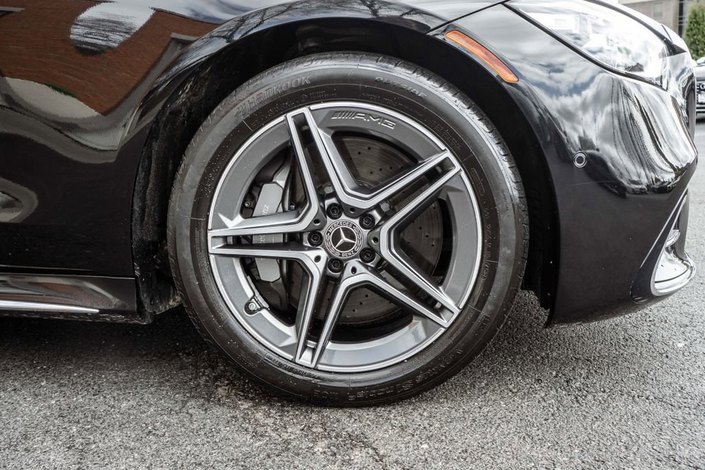 Used 2021 Mercedes-Benz S 580 4MATIC Sedan image 4