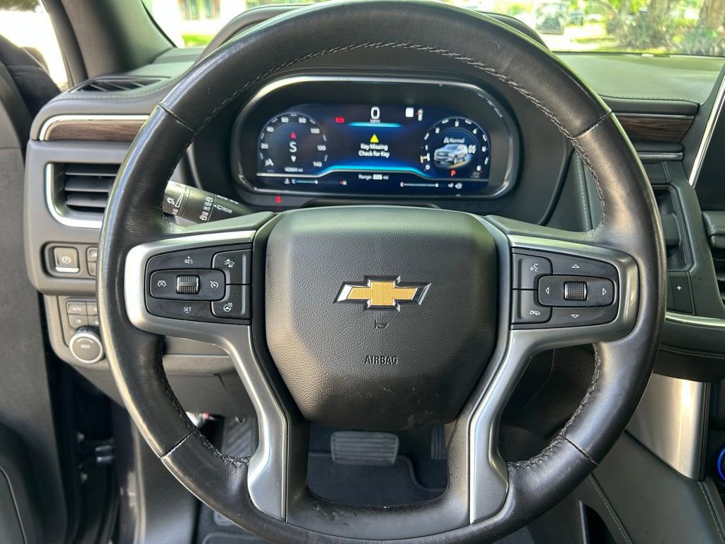 Used 2022 Chevrolet Tahoe LT w/ Luxury Package AWD/4WD image 18