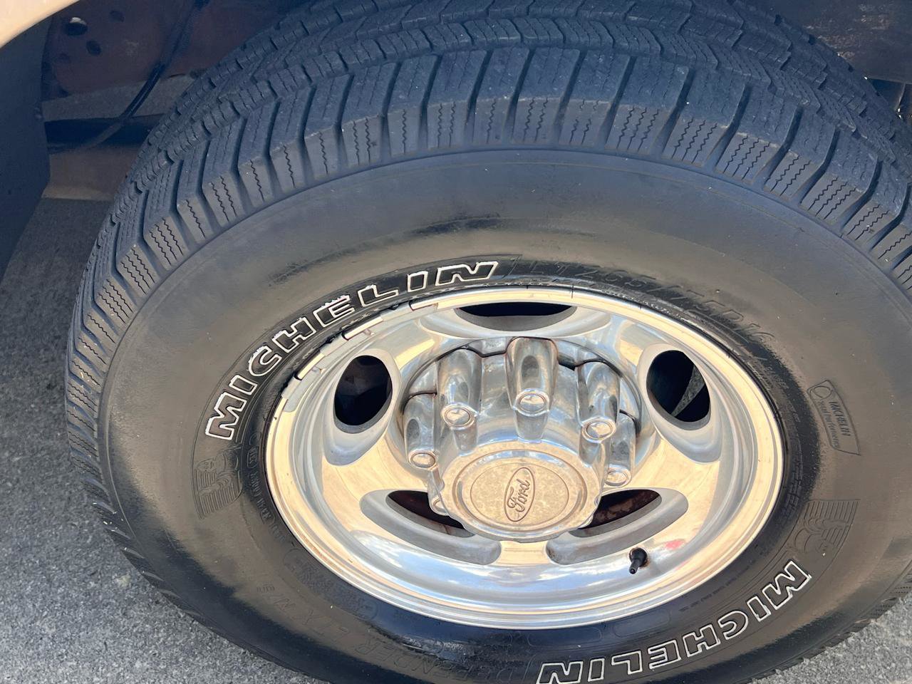 Used 2001 Ford Excursion Limited RWD image 35