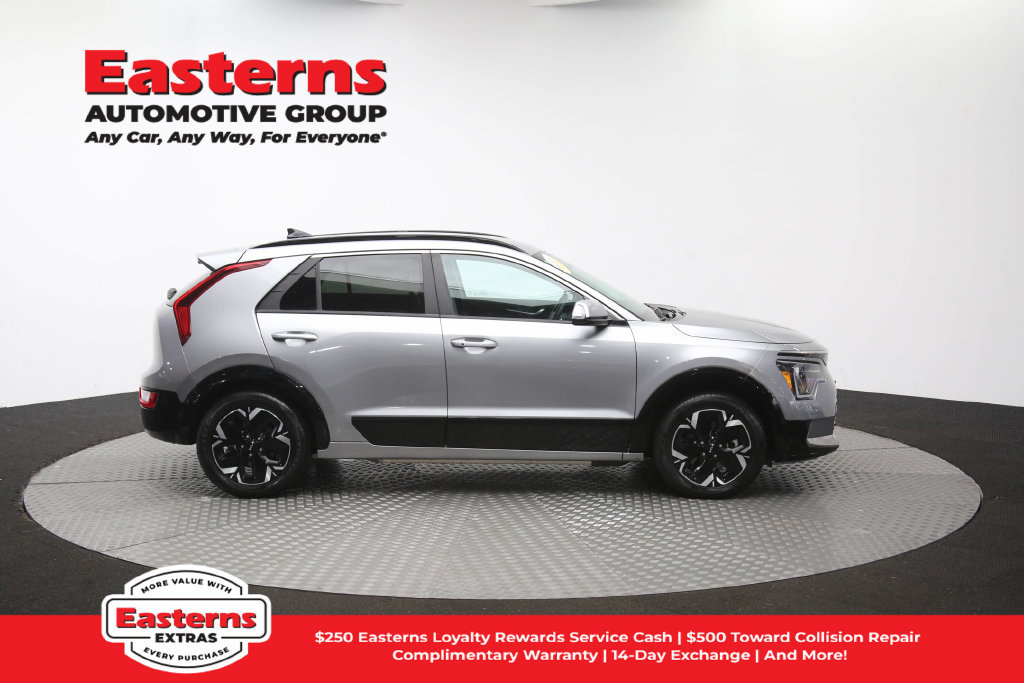 Used 2023 Kia Niro Wind w/ Wind Preserve Package FWD image 44