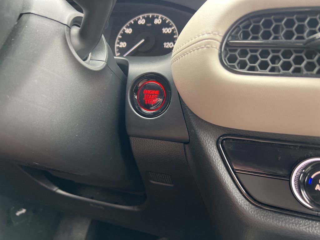 Used 2023 Honda HR-V LX image 15