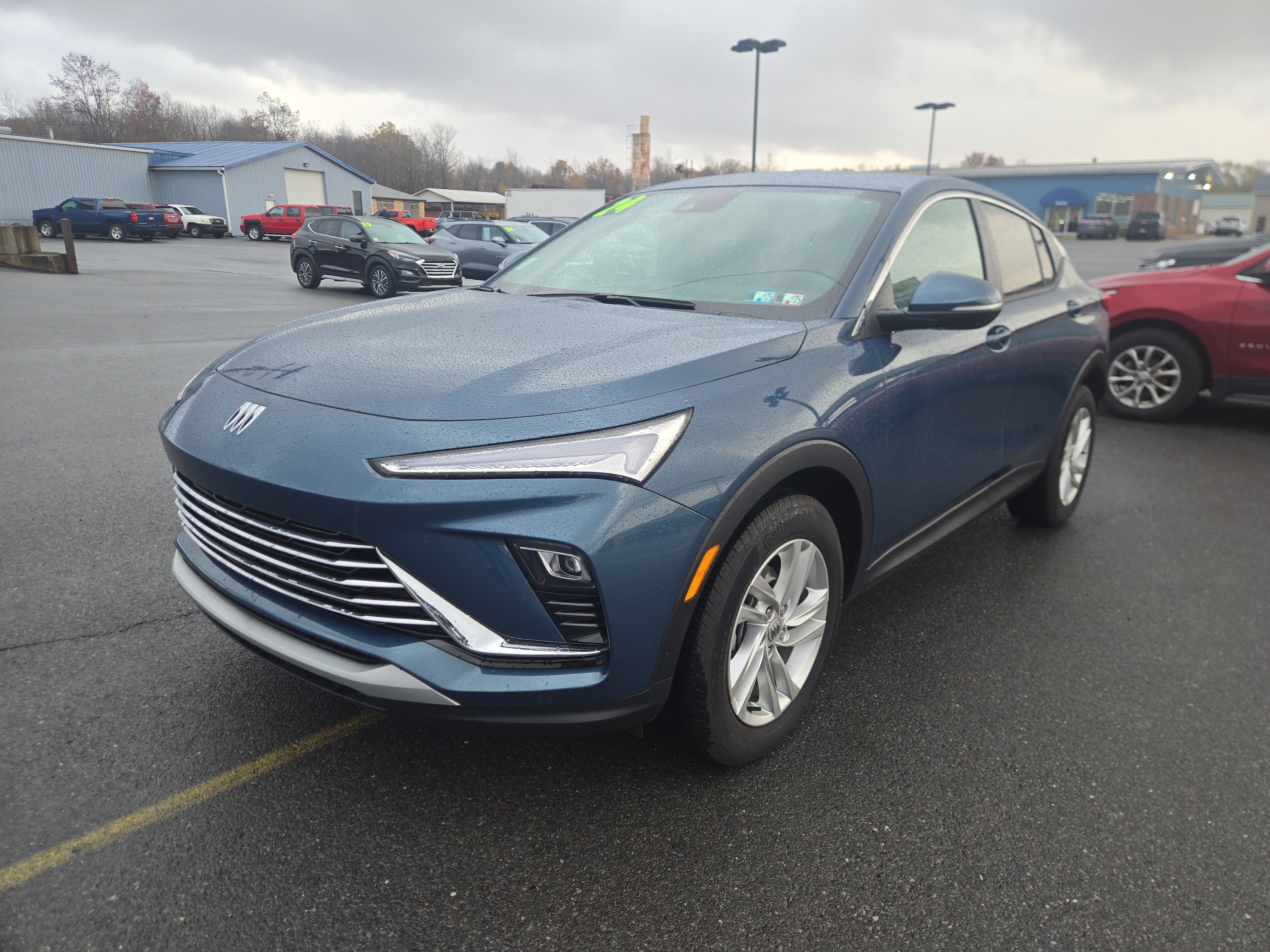 Used 2024 Buick Envista Preferred w/ Advanced Safety Package image 8