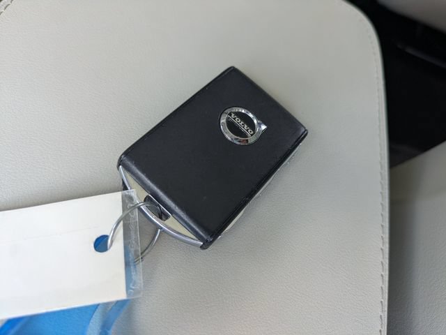 Certified 2024 Volvo XC90 B5 Core w/ Protection Package AWD/4WD image 37