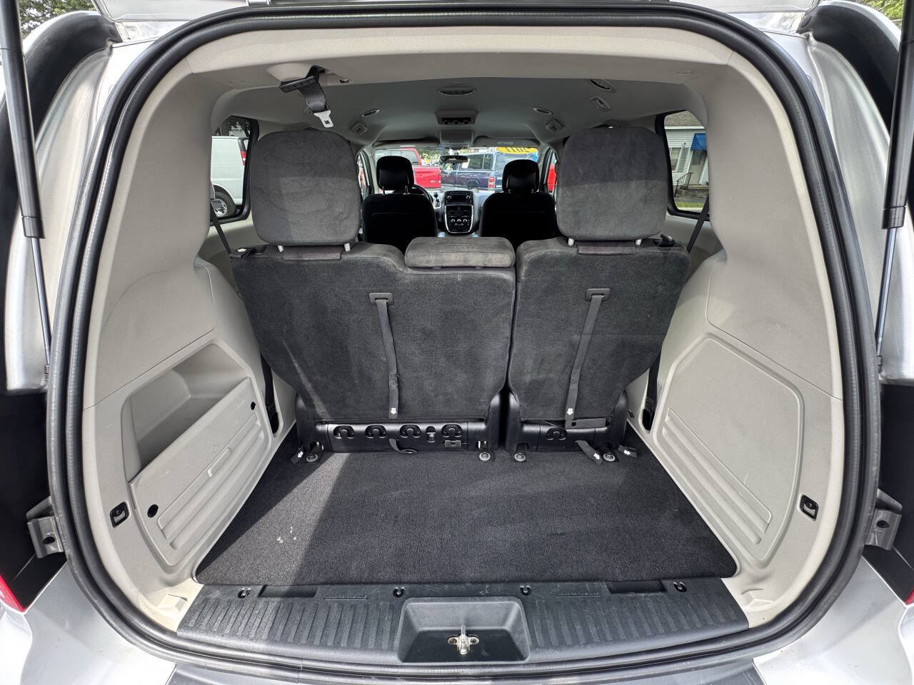 Used 2011 Dodge Grand Caravan Express w/ PWR Window Group FWD image 25