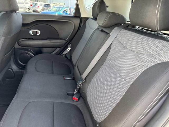 Used 2018 Kia Soul + image 15
