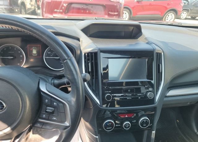 Used 2019 Subaru Forester Premium image 8