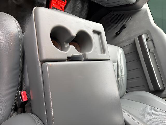 Used 2015 Ford F550 4x4 Crew Cab Super Duty image 14