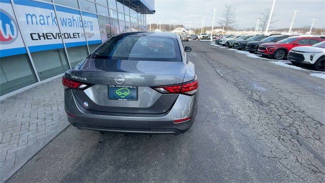 Used 2025 Nissan Sentra SV w/ Trunk Package image 7