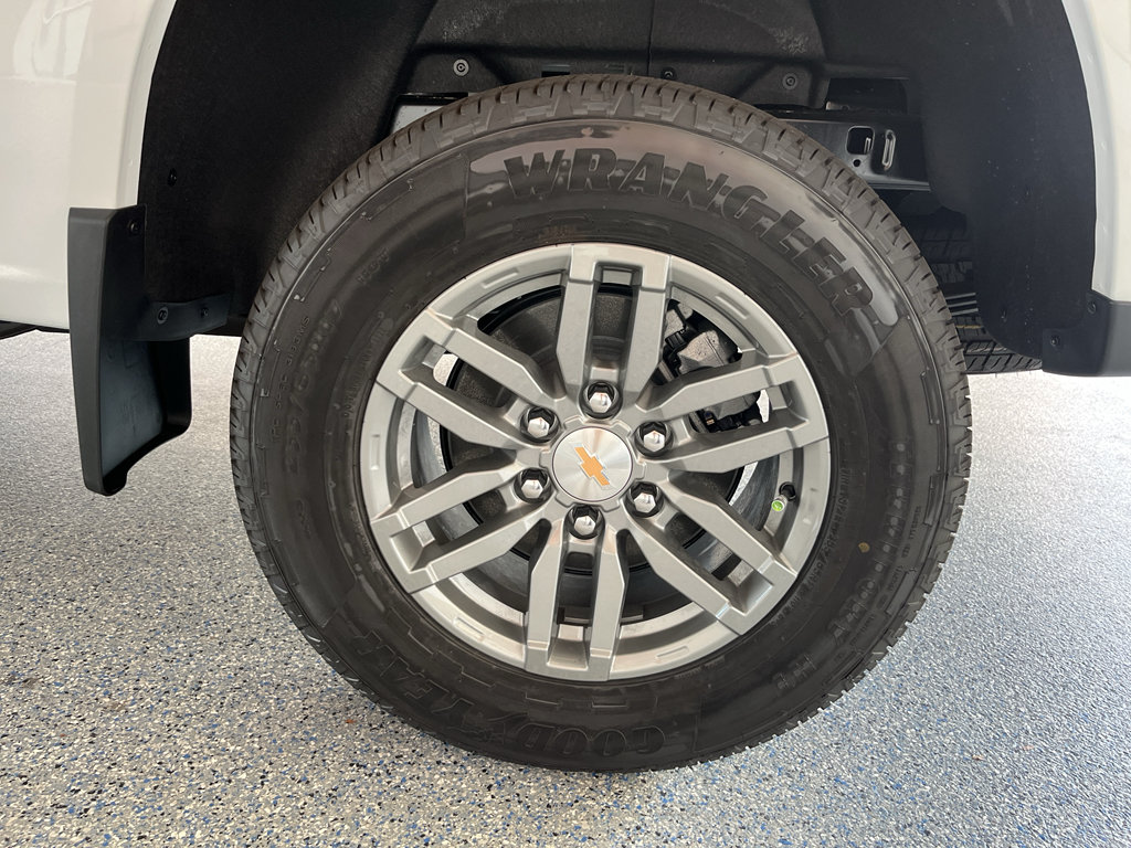 New 2026 Chevrolet Colorado LT RWD image 30