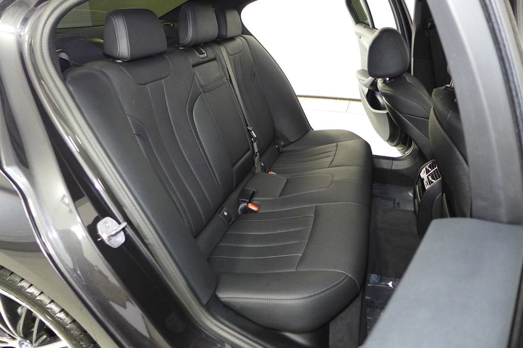 Certified 2023 BMW 530e 530e iPerformance w/ Convenience Package image 20