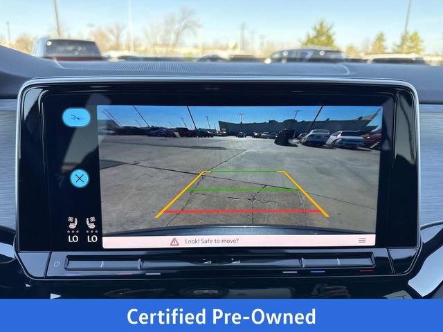 Certified 2025 Volkswagen Atlas Cross Sport SE FWD image 22