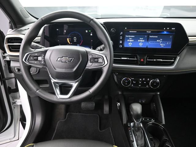 Used 2024 Chevrolet TrailBlazer ACTIV w/ Convenience Package FWD image 11