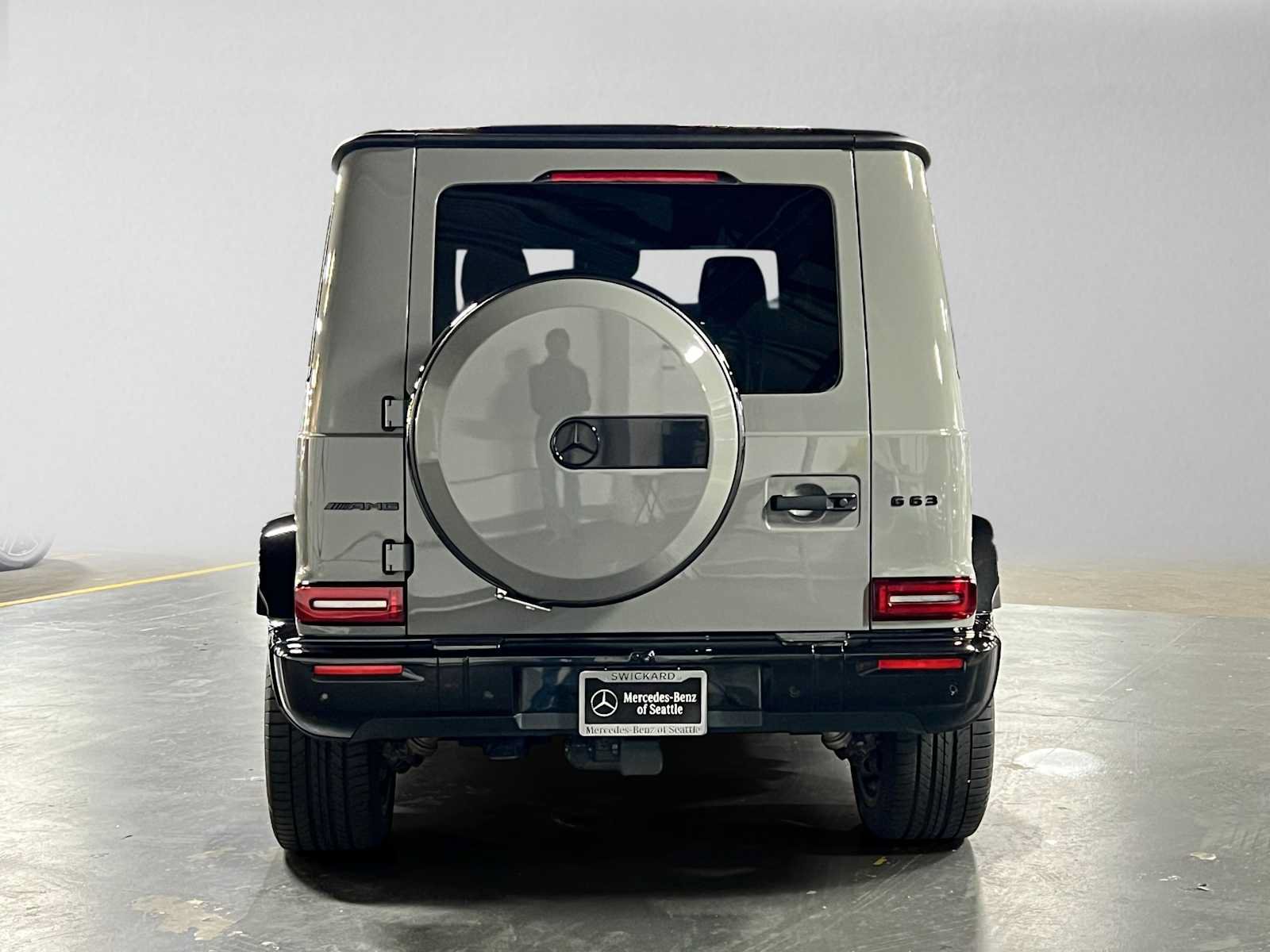 Used 2025 Mercedes-Benz G 63 AMG 4MATIC image 4