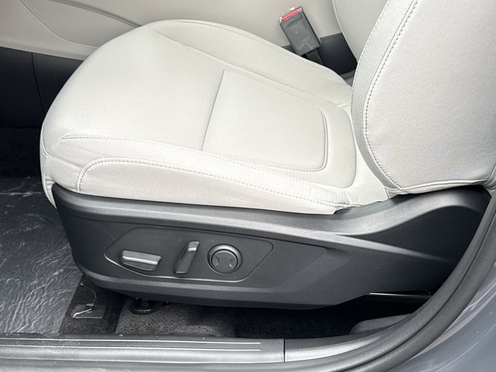 New 2026 Hyundai Tucson SEL image 14