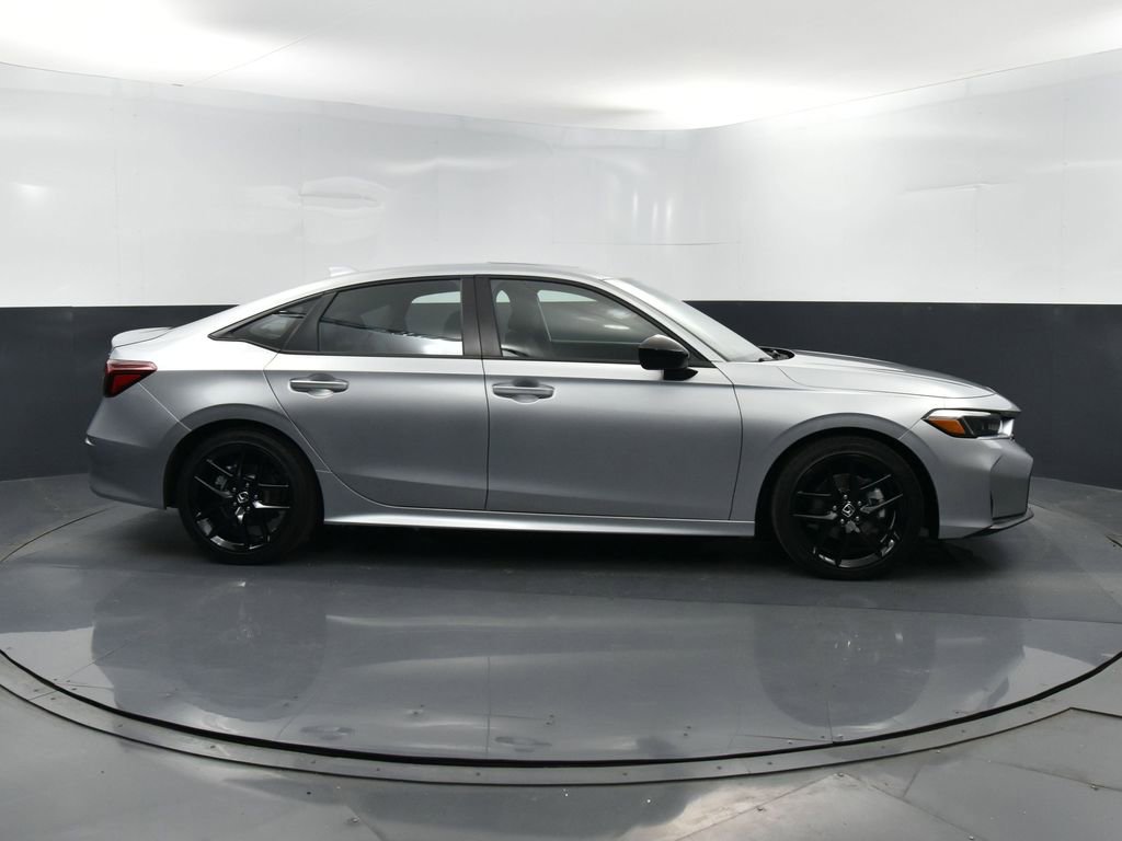 Used 2025 Honda Civic Sport image 39