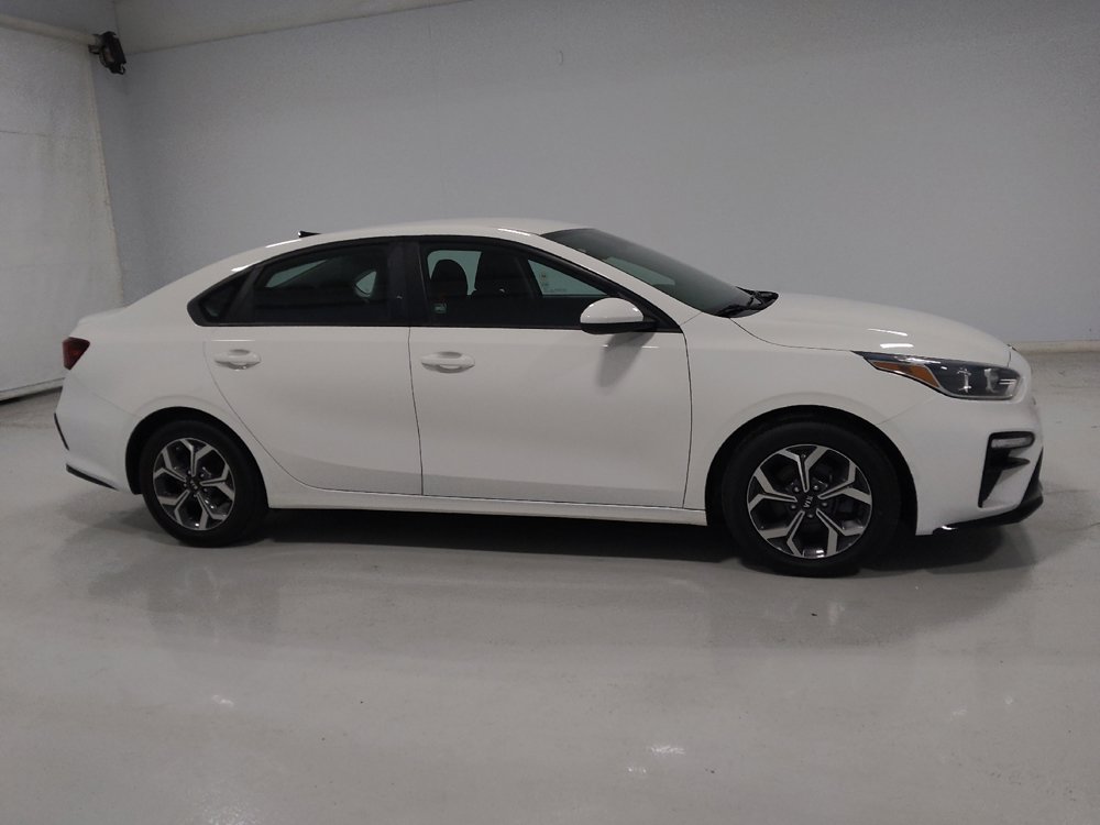 Used 2019 Kia Forte LXS image 11