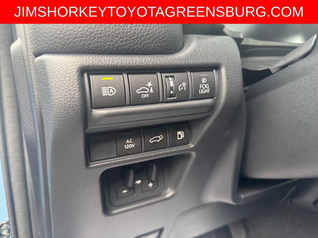 Used 2024 Toyota Land Cruiser w/ Premium Package image 31