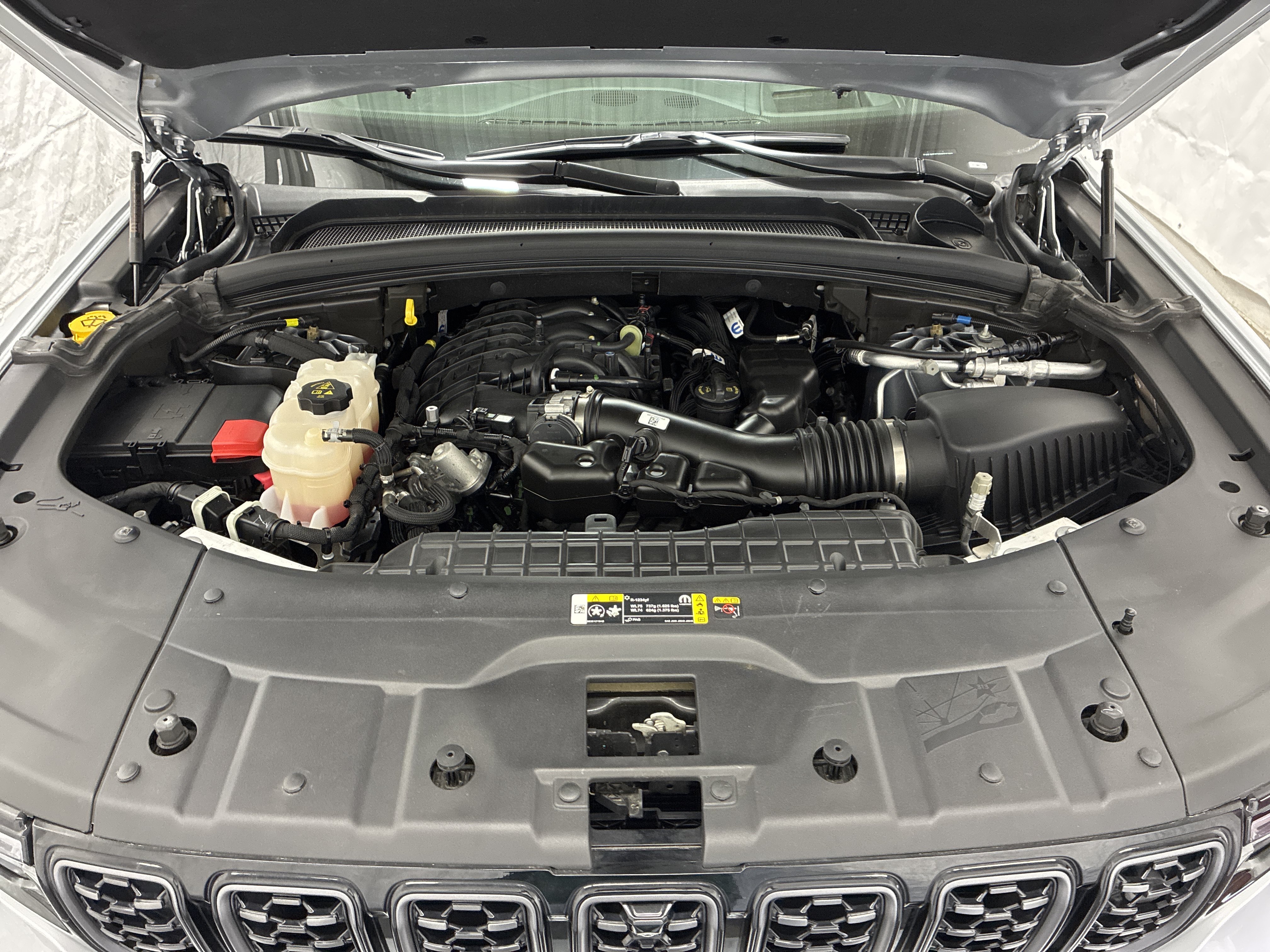 Certified 2025 Jeep Grand Cherokee L Summit AWD/4WD image 8