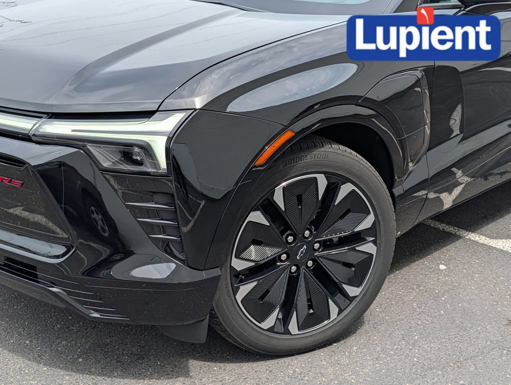Used 2025 Chevrolet Blazer EV RS AWD/4WD image 29