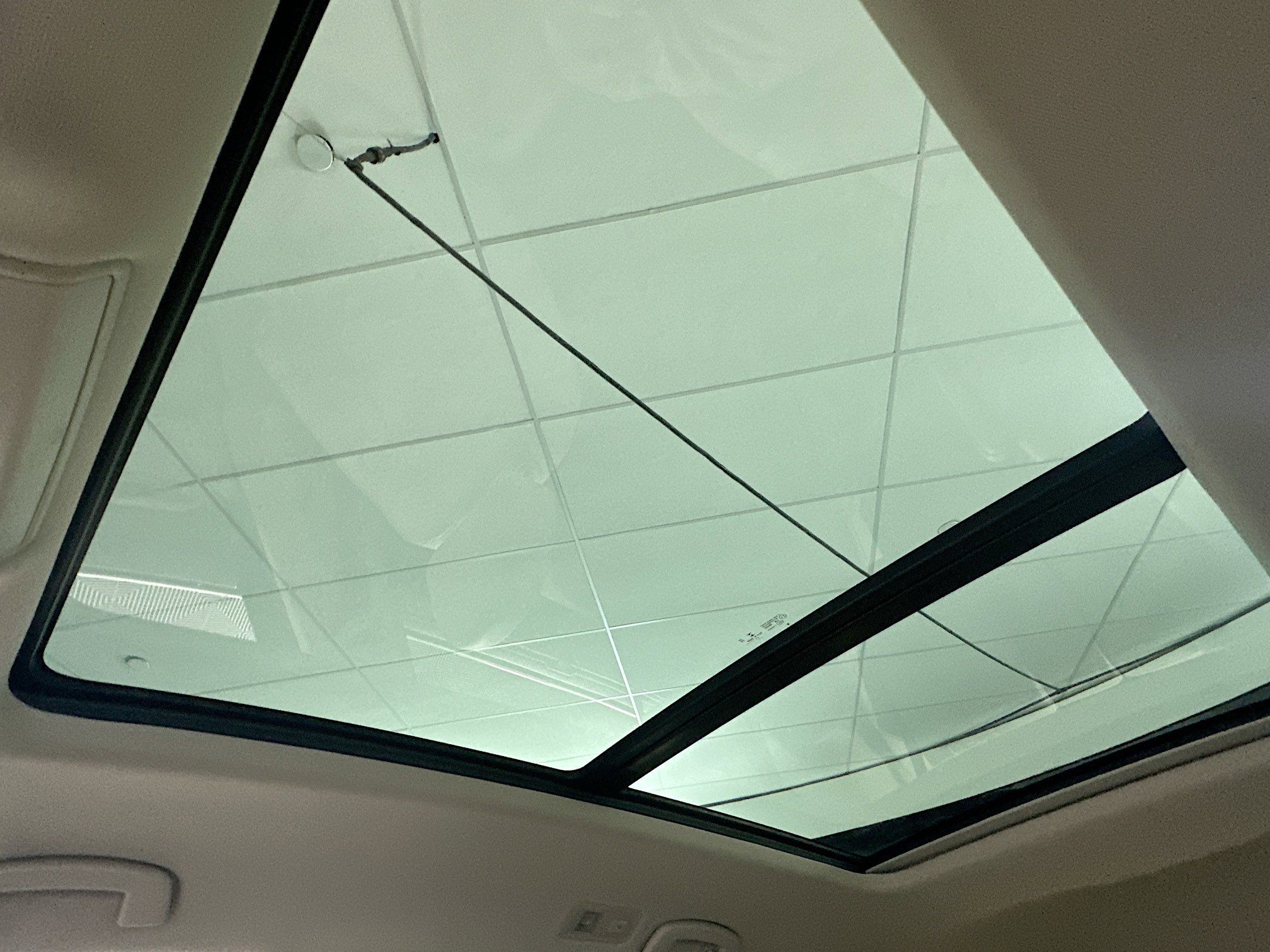 Used 2022 Volkswagen Atlas SEL image 25