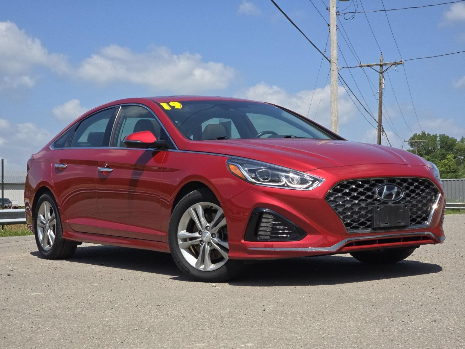 Used 2019 Hyundai Sonata Limited FWD image 2