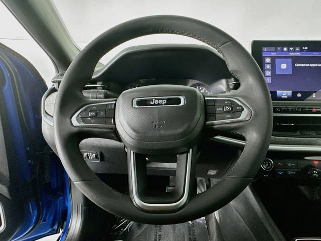 Used 2024 Jeep Compass Latitude AWD/4WD image 13