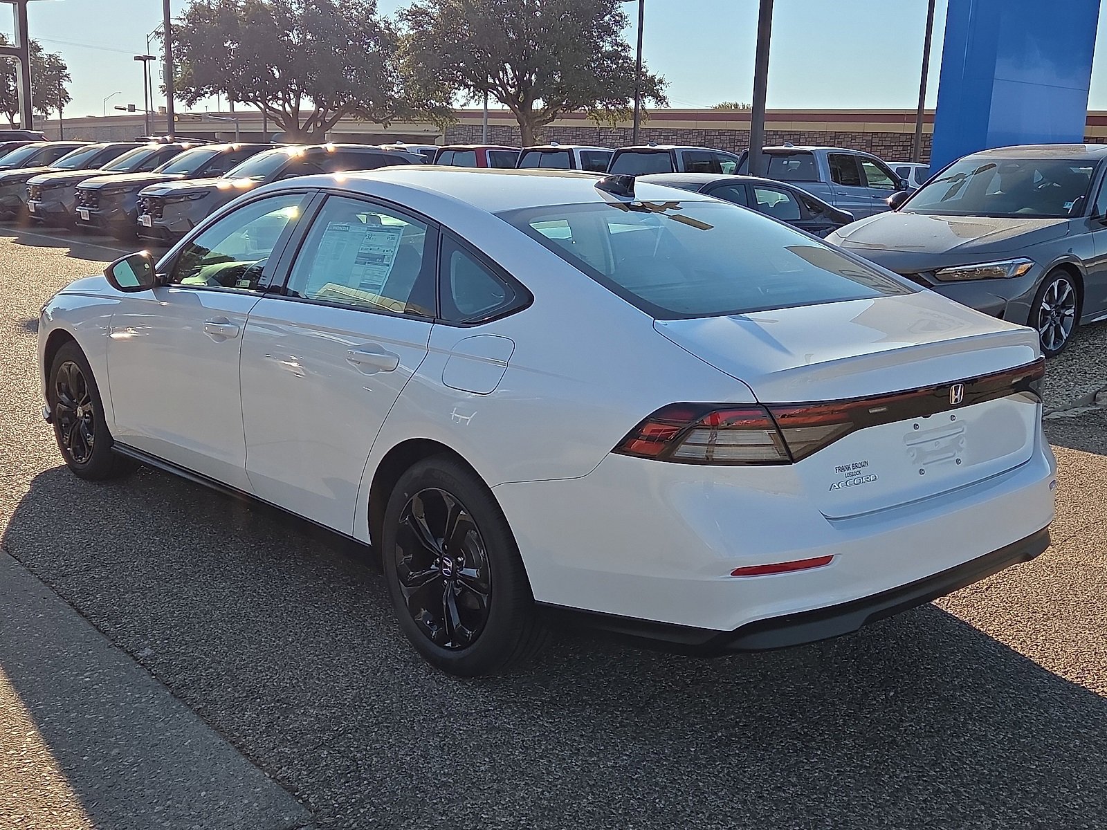 New 2025 Honda Accord SE image 3