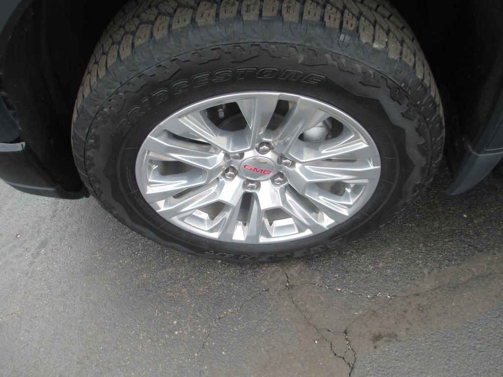 Used 2024 GMC Sierra 1500 Denali AWD/4WD image 14