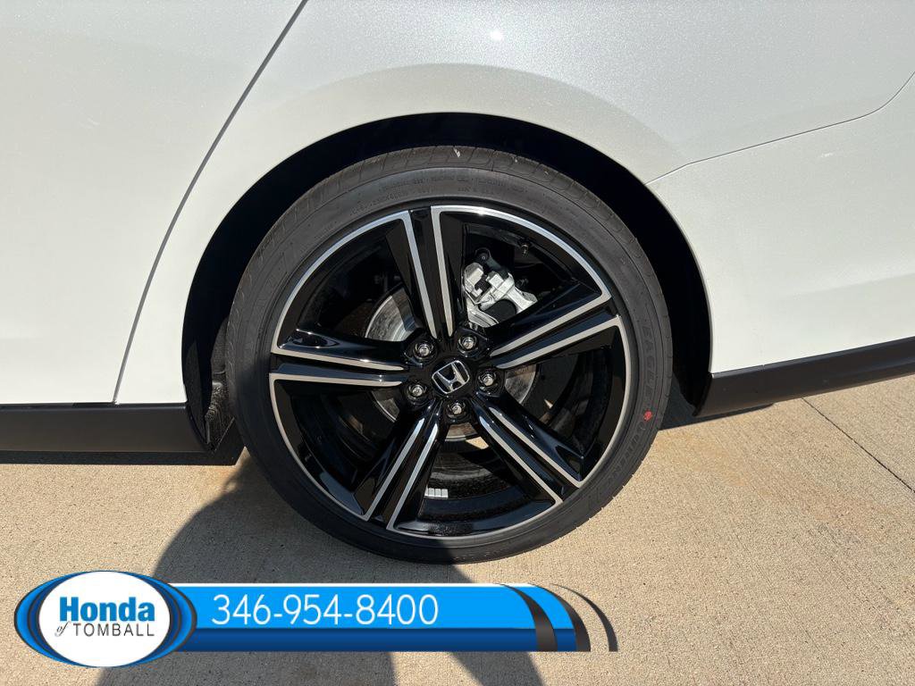 New 2026 Honda Accord Hybrid Sport-L image 17