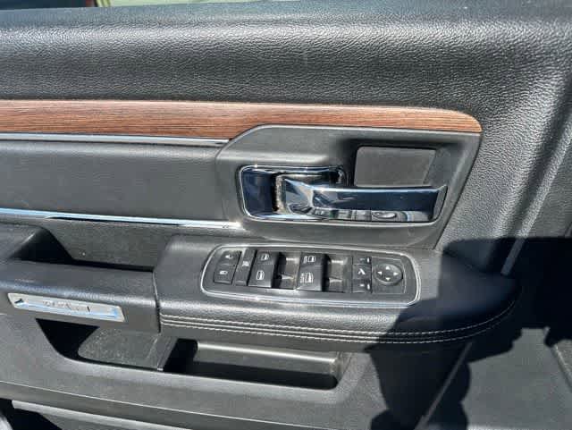 Used 2017 RAM 1500 Laramie w/ Convenience Group AWD/4WD image 11