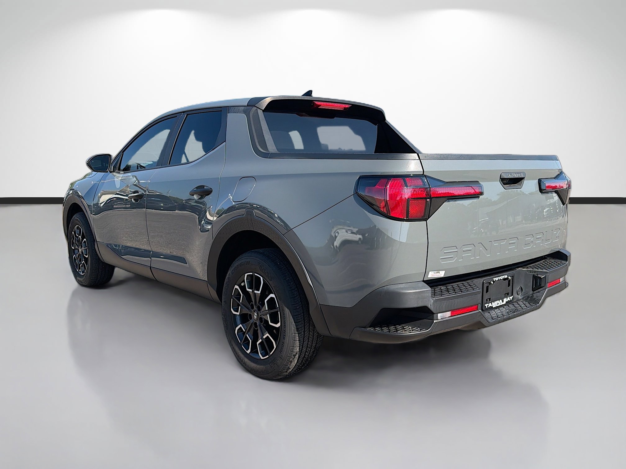 Used 2023 Hyundai Santa Cruz SEL FWD image 5