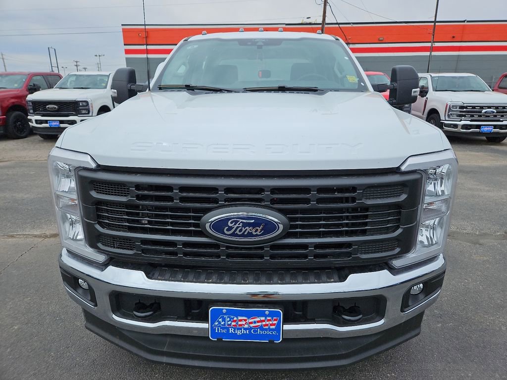 New 2026 Ford F350 XL w/ XL Chrome Package image 3