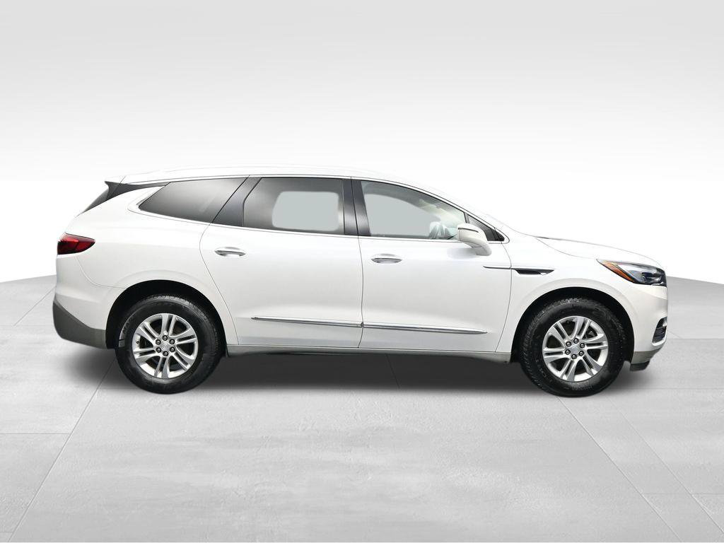 Used 2018 Buick Enclave Essence AWD/4WD image 6