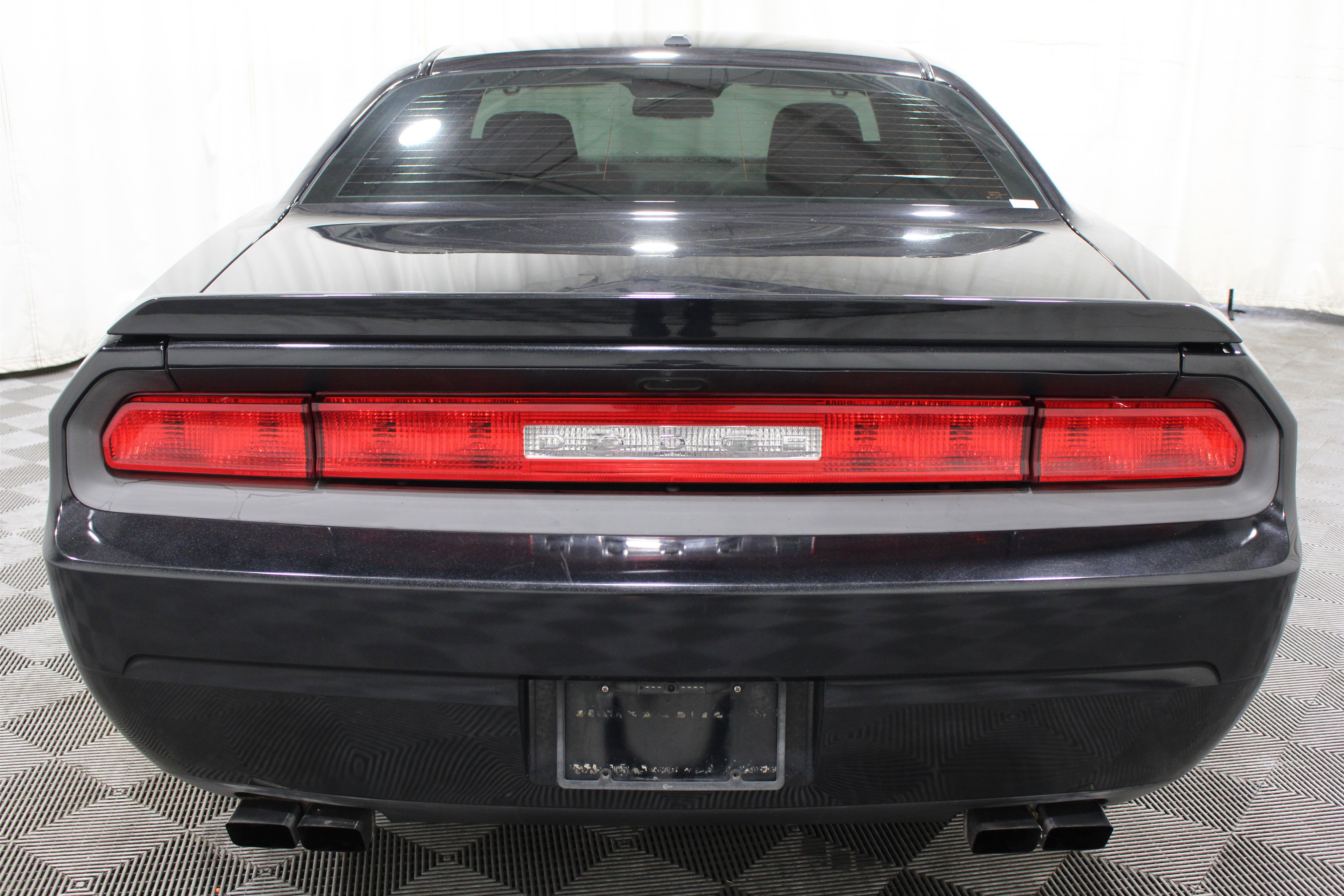 Used 2014 Dodge Challenger R/T RWD image 23