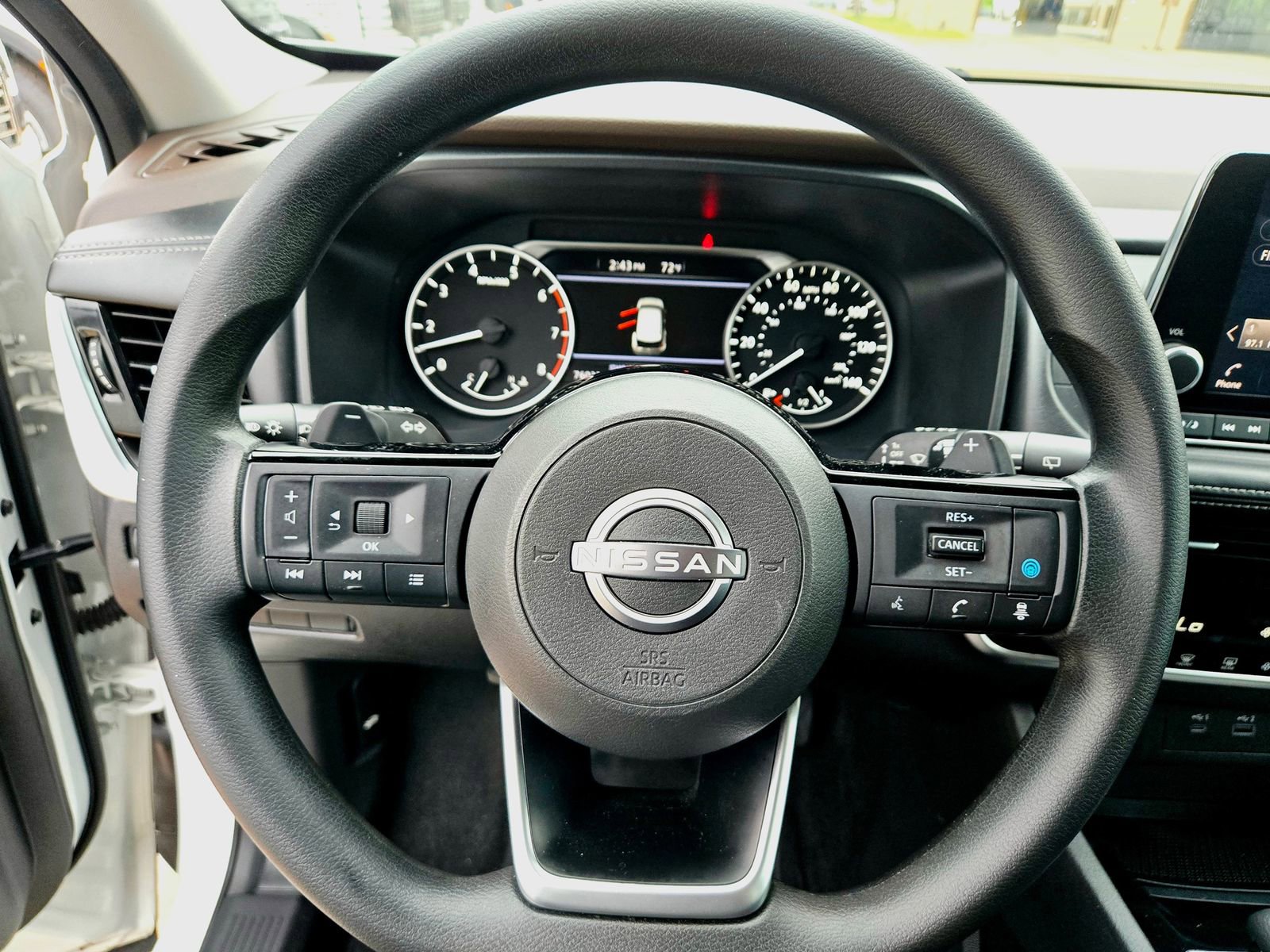 Used 2022 Nissan Rogue SV FWD image 10