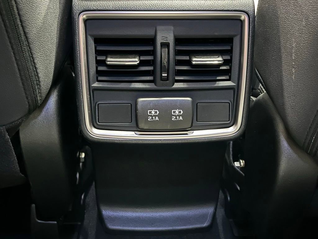 Used 2022 Subaru Forester Premium AWD/4WD image 10
